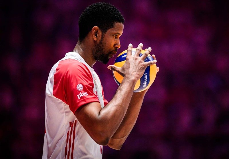  چرا لئون در لیگ والیبال لهستان بازی می‌کند؟ 