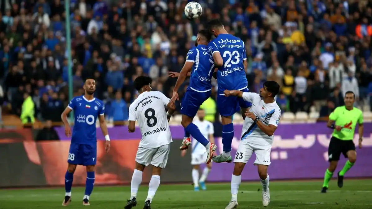  کاهش سهمیه بازیکنان خارجی در لیگ ایران/لژیونرها خارجی نیستند 