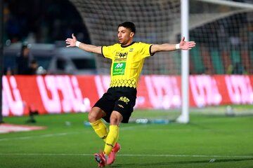 ستاره گلزن سپاهان جراحی کرد