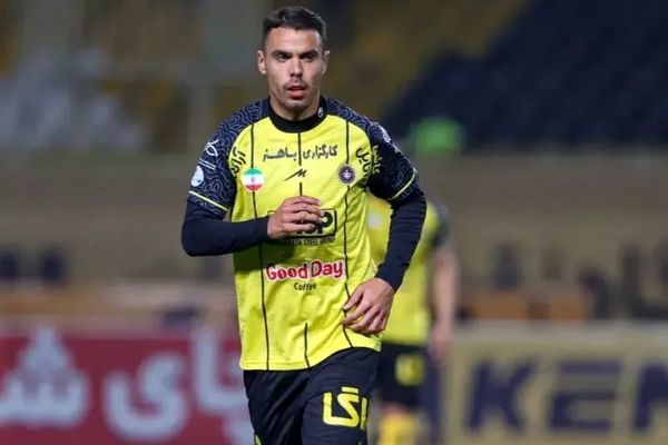 ماجرای پنهان‌کاری ستاره سپاهان از همسرش | پای چت جی‌پی‌تی به میان آمد