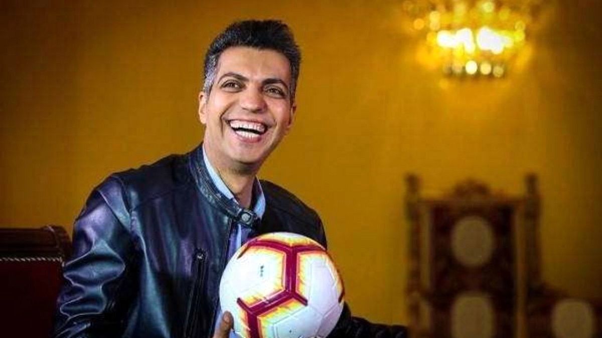 واکنش جالب عادل فردوسی پور به حضور بانوان در بازی سپاهان-پرسپولیس
