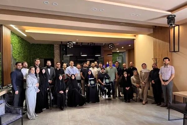 تجلیل از بانوی اثرگذار رسانه و سیاست، در ویژه‌برنامه «ستارگان خبرفوری»