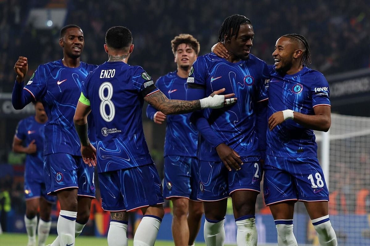 هواداران چلسی علیه یک ایرانی!/ عکس