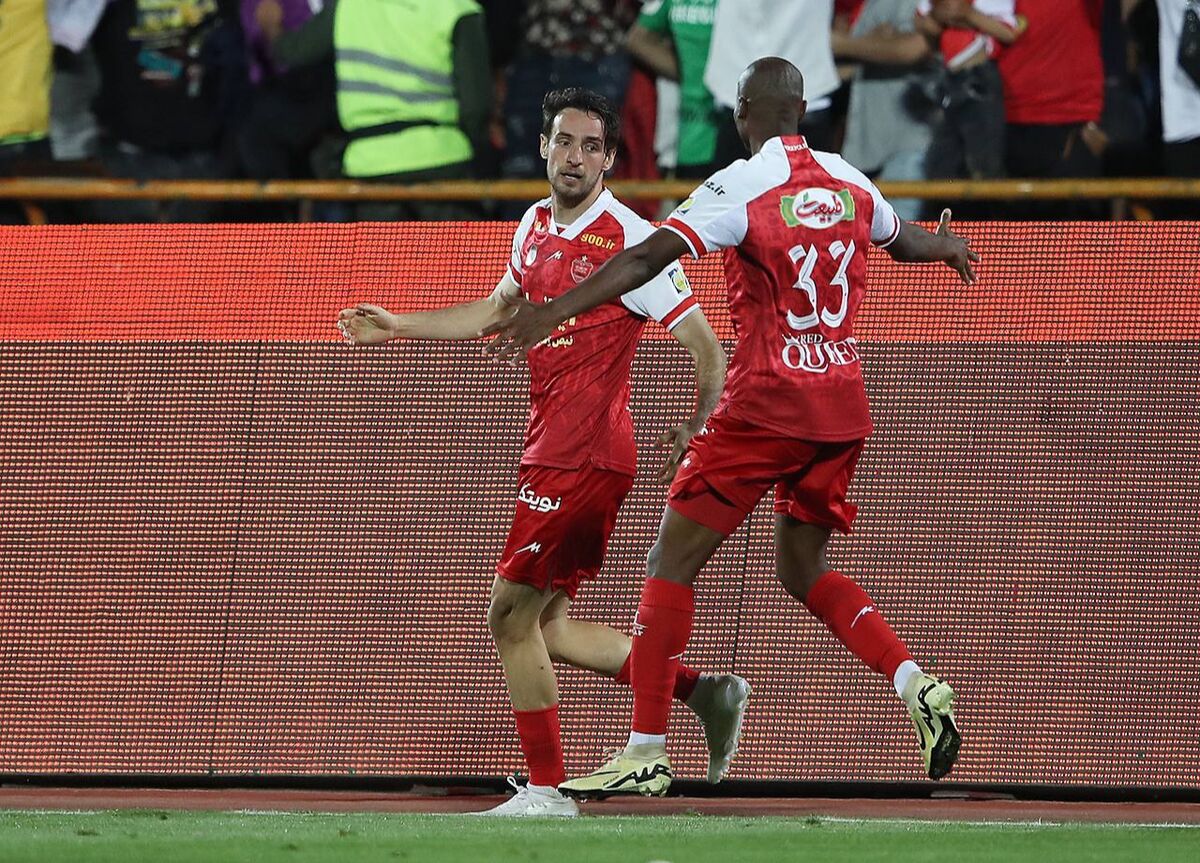 صحنه جنجالی در آزادی؛ گل پرسپولیس به مس رفسنجان آفساید بود؟! 