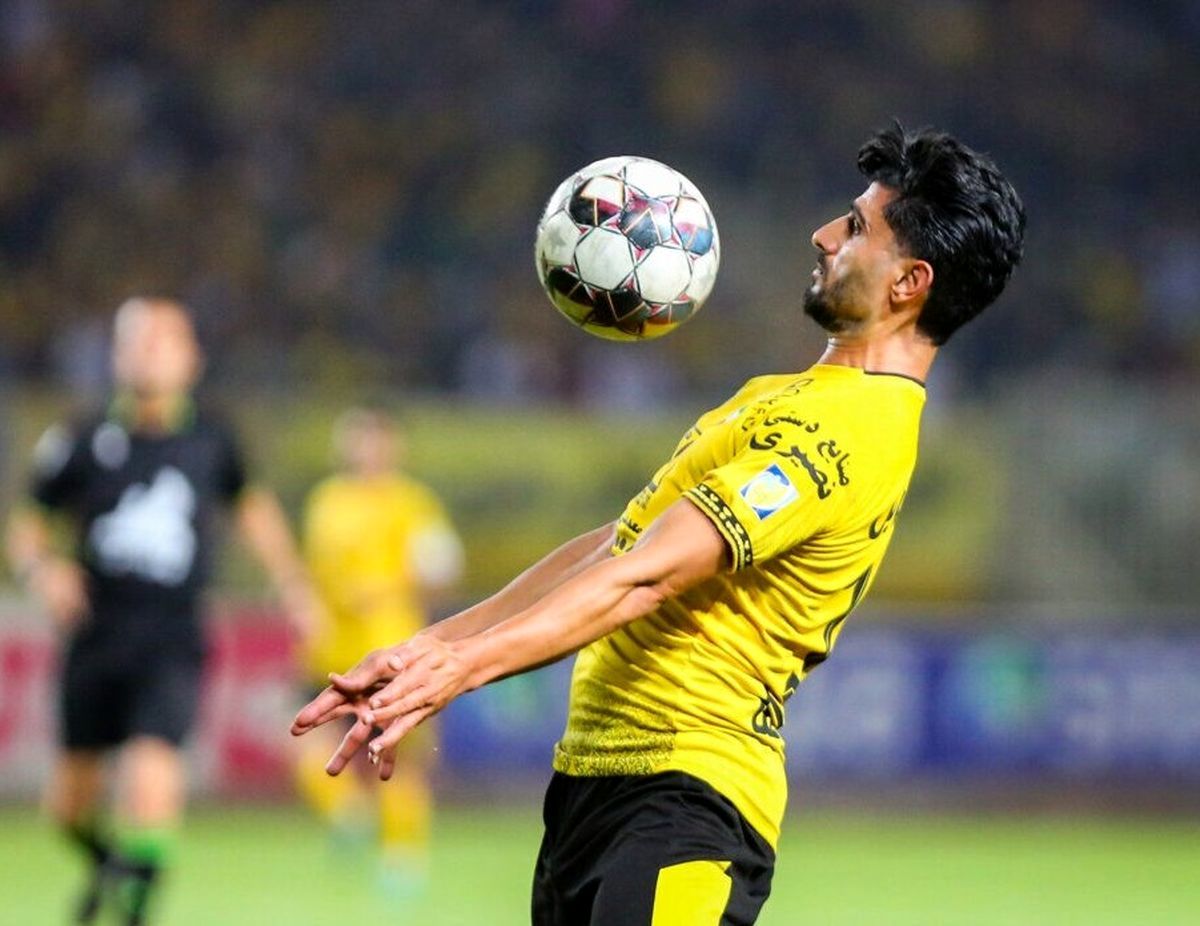 خداحافظی زکی‌پور از هواداران سپاهان
