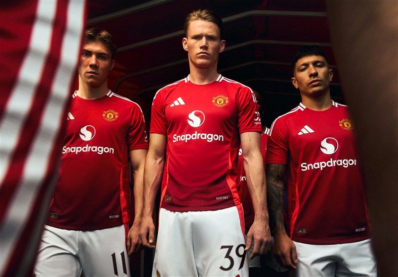 رونمایی از پیراهن جدید منچستریونایتد