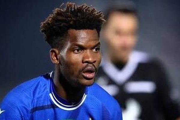 پیام دلگرم کننده ستاره خارجی استقلال/ اندونگ: من با ایران می‌مانم