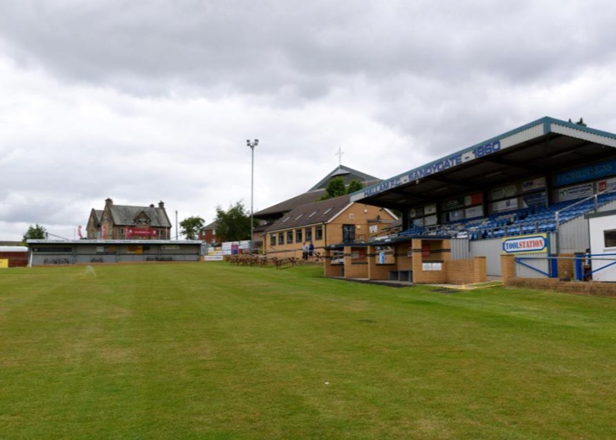 قدیمی‌ترین استادیوم دنیا؛ 164 سال فوتبال بدون توقف/ تصاویر
