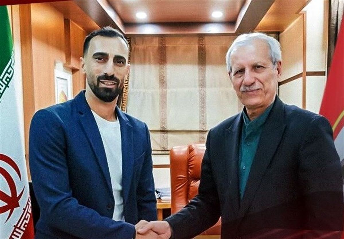  قاسمی‌نژاد، سومین مهاجم جدید فولاد 