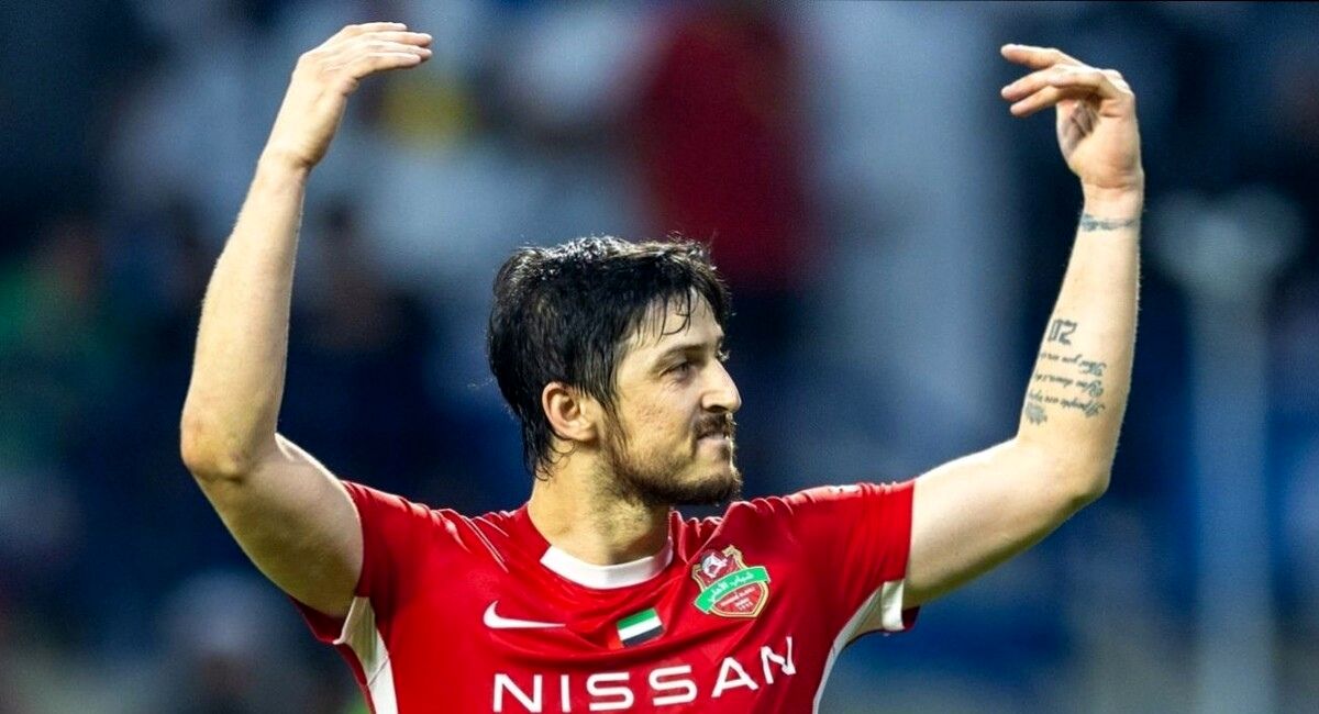 ببینید/ عاشقانه های کودک اماراتی در آغوش سردار آزمون/ بغض پسربچه ترکید