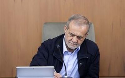 پزشکیان قهرمانی تیم‌های ملی کشتی فرنگی و آزاد را تبریک گفت