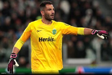 مورینیو : گلر جدید استقلال بهتر از کاسیاس است