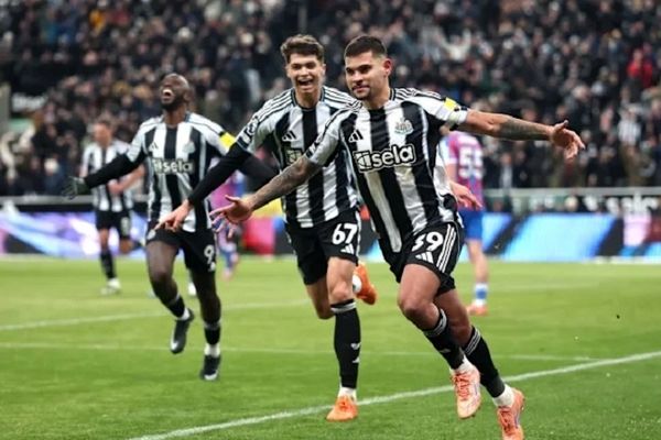 جذاب‌ترین بازی انگلیس: کامبک اندر کامبک