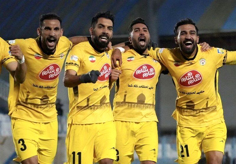 فجر 2 - تراکتور 1/ صدرنشین در شیراز زمین‌گیر شد
