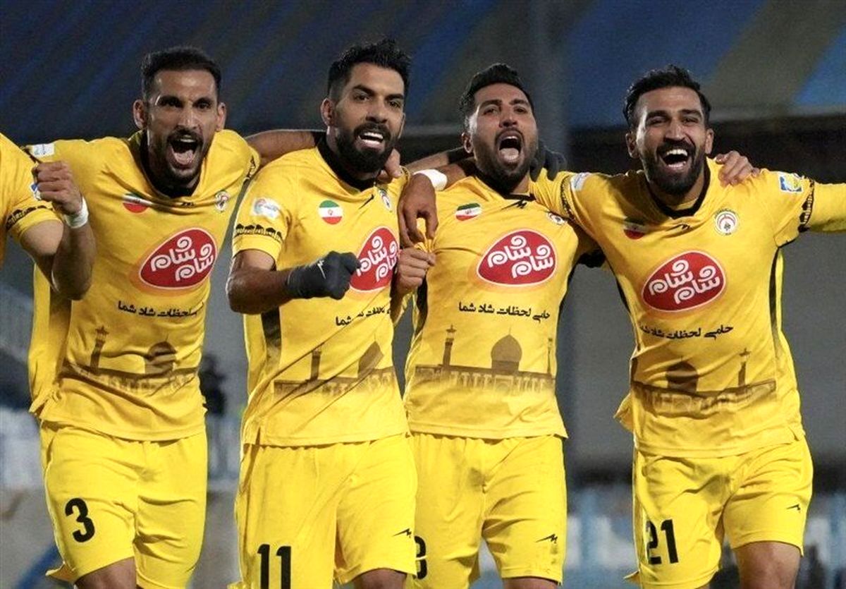 فجر 2 - تراکتور 1/ صدرنشین در شیراز زمین‌گیر شد
