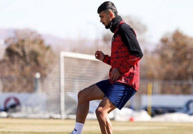 مدافع تراکتور فصل را از دست داد
