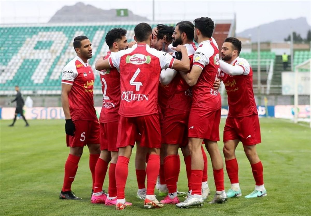 پیروزی پرسپولیس مقابل ذوب‌آهن با چیپ و فرصت سوزی!