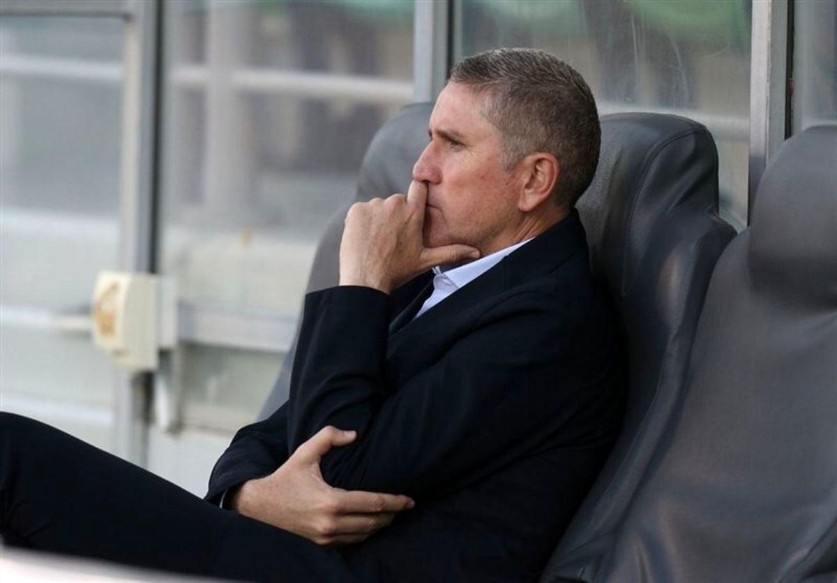 شعار «حیا کن رها کن» به لشکر سرخ هم رسید/ همه علیه گاریدو پس از شکست مقابل نساجی/ ویدئو
