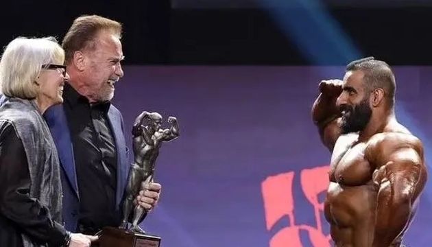 ببینید/ فیگورهای هادی چوپان در مسابقات آرنولد کلاسیک ۲۰۲۶ در اوهایو آمریکا/ گرگ ایرانی سوم شد