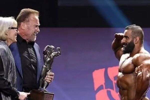 ببینید/ فیگورهای هادی چوپان در مسابقات آرنولد کلاسیک ۲۰۲۶ در اوهایو آمریکا/ گرگ ایرانی سوم شد