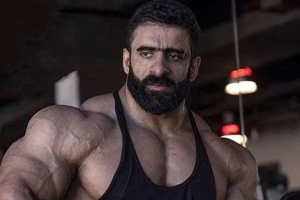 هادی چوپان: خودتان را به پول هیچ کشوری نفروشید / من ایران را بیشتر از فرزندم دوست دارم