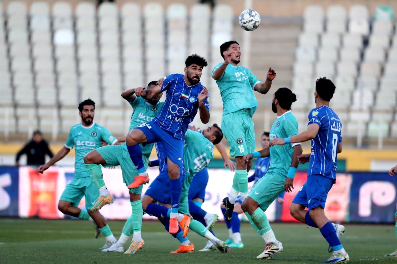 شکست تلخ و بدموقع استقلال مقابل پیکان 