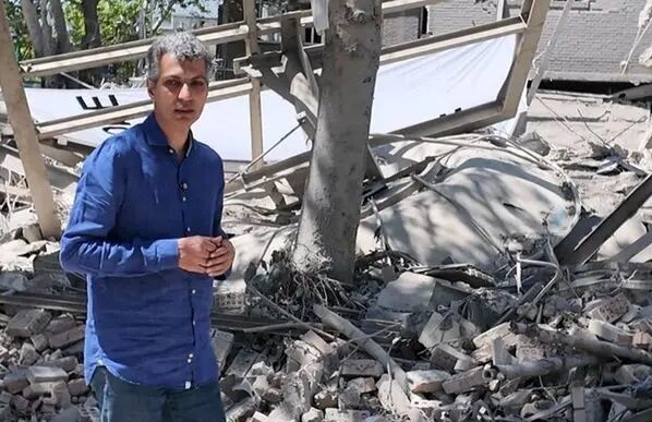 بازدید عادل فردوسی‌پور از دانشگاه صنعتی شریف