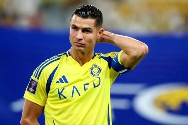 اقدام جالب هواداران النصر در حمایت از کریستیانو رونالدو / عکس