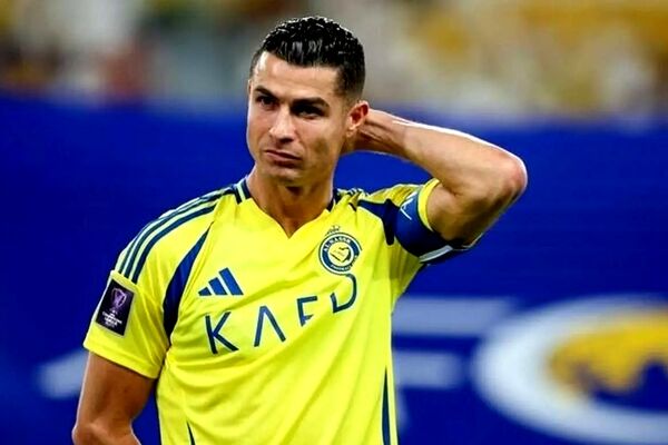 اقدام جالب هواداران النصر در حمایت از کریستیانو رونالدو / عکس