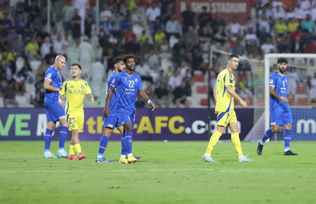 ورود کاروان تیم النصر به تهران برای دیدار با استقلال/ عکس
