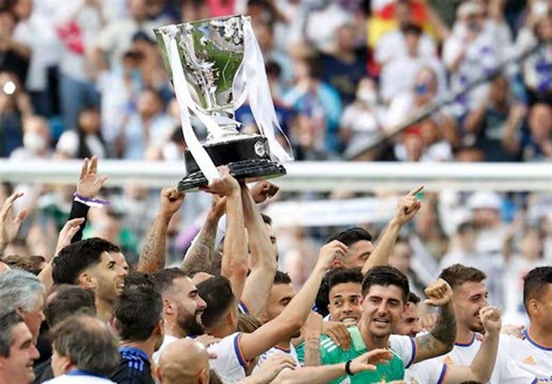 جام قهرمانی لالیگا به رئال مادرید تحویل داده شد