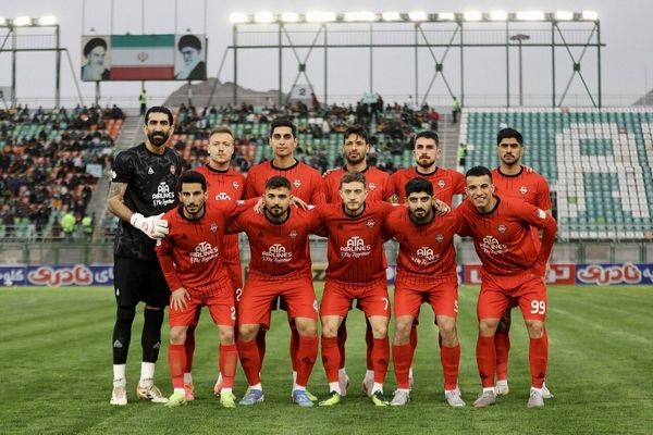 یک پرسپولیسی راهی تراکتور شد