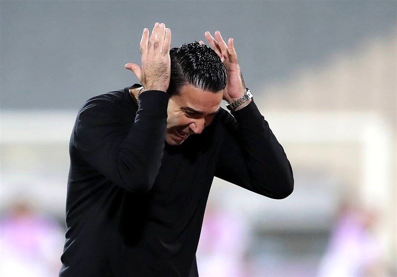 نکونام محروم شد
