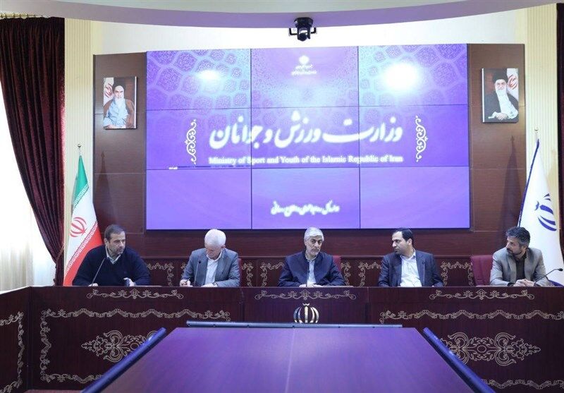 برگزاری سومین جلسه بررسی اخذ مجوز حرفه‌ای سرخابی‌ها با حضور وزیر ورزش