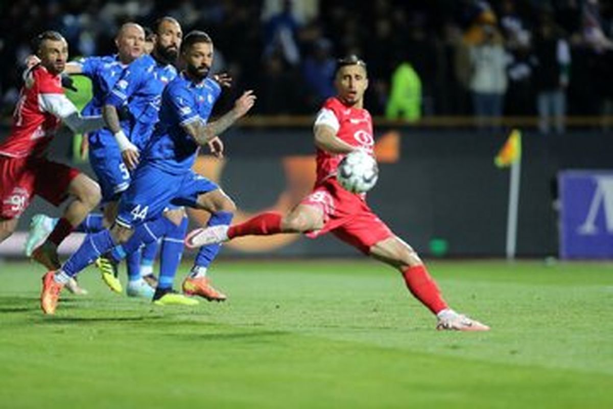 شادی خاص علی علیپور پس از گلزنی در دربی