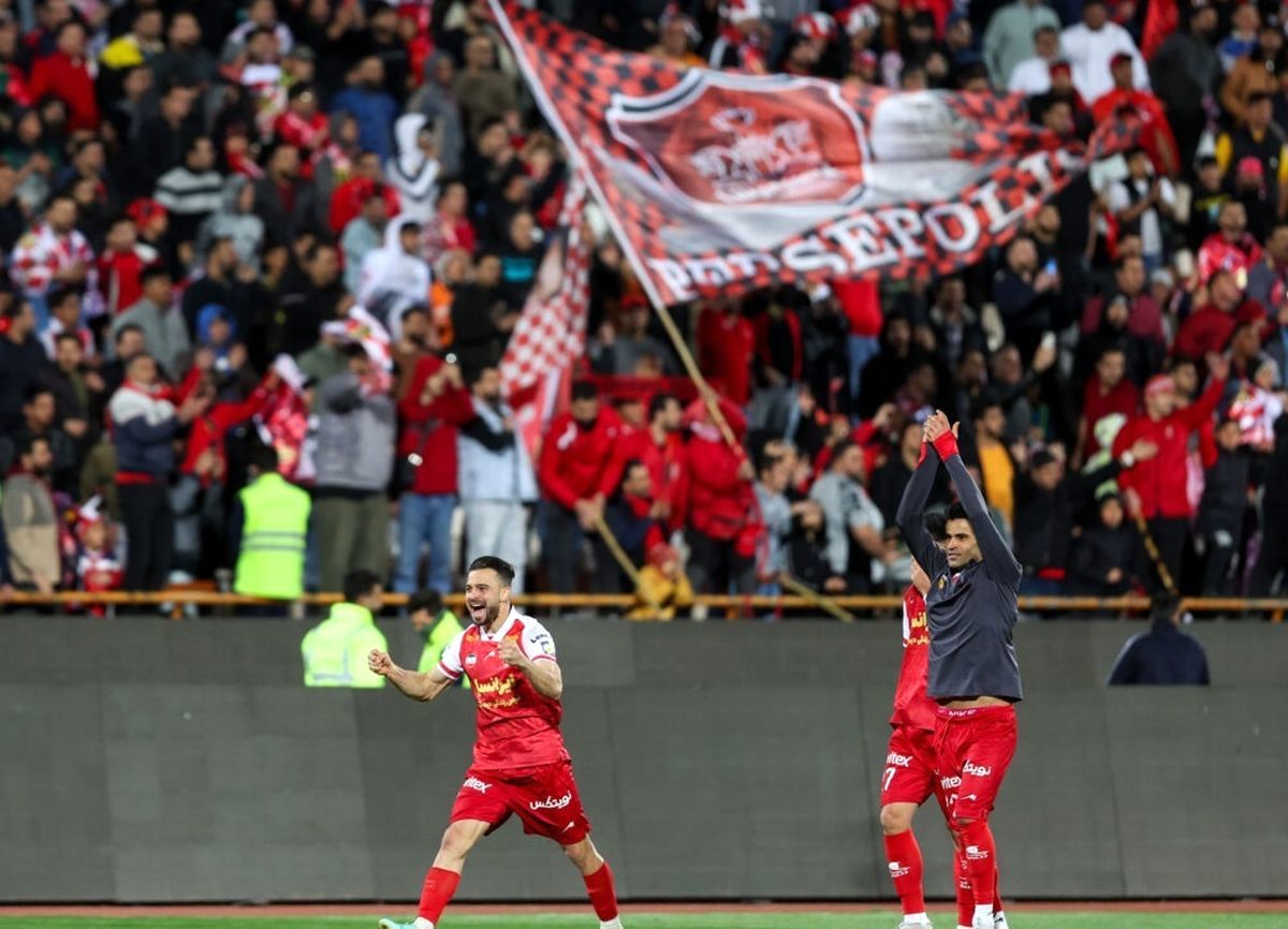 بیانیه بامدادی پرسپولیس در پاسخ به استقلال/ اگر در رویایی مستقیم با ما، اشتباهات داوری نبود، در صدر نبودند