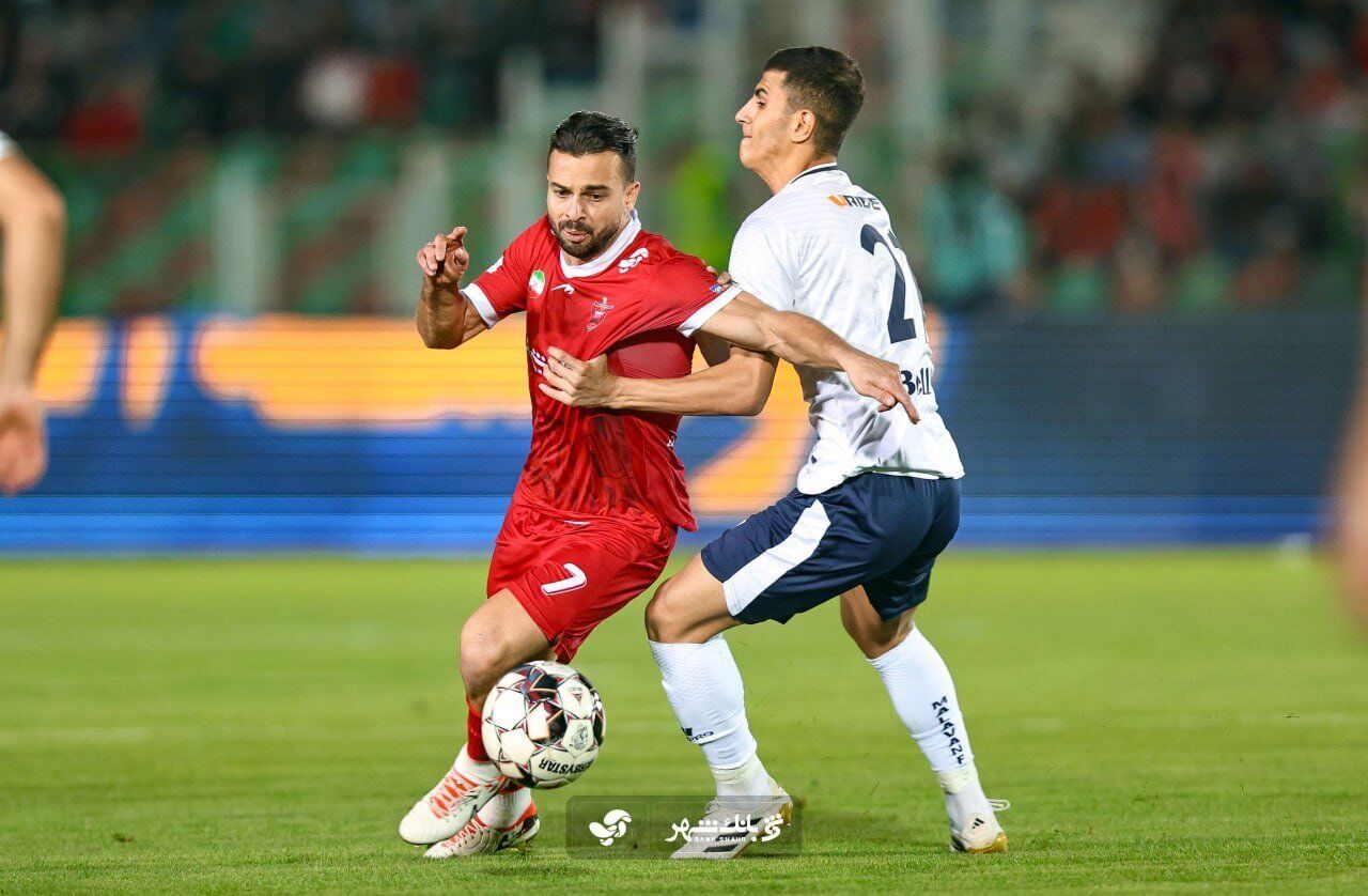 ملوان یک - صفر پرسپولیس/ پرسپولیس هدیه رقبا را پس فرستاد؛ فرصت صدرنشینی از دست رفت