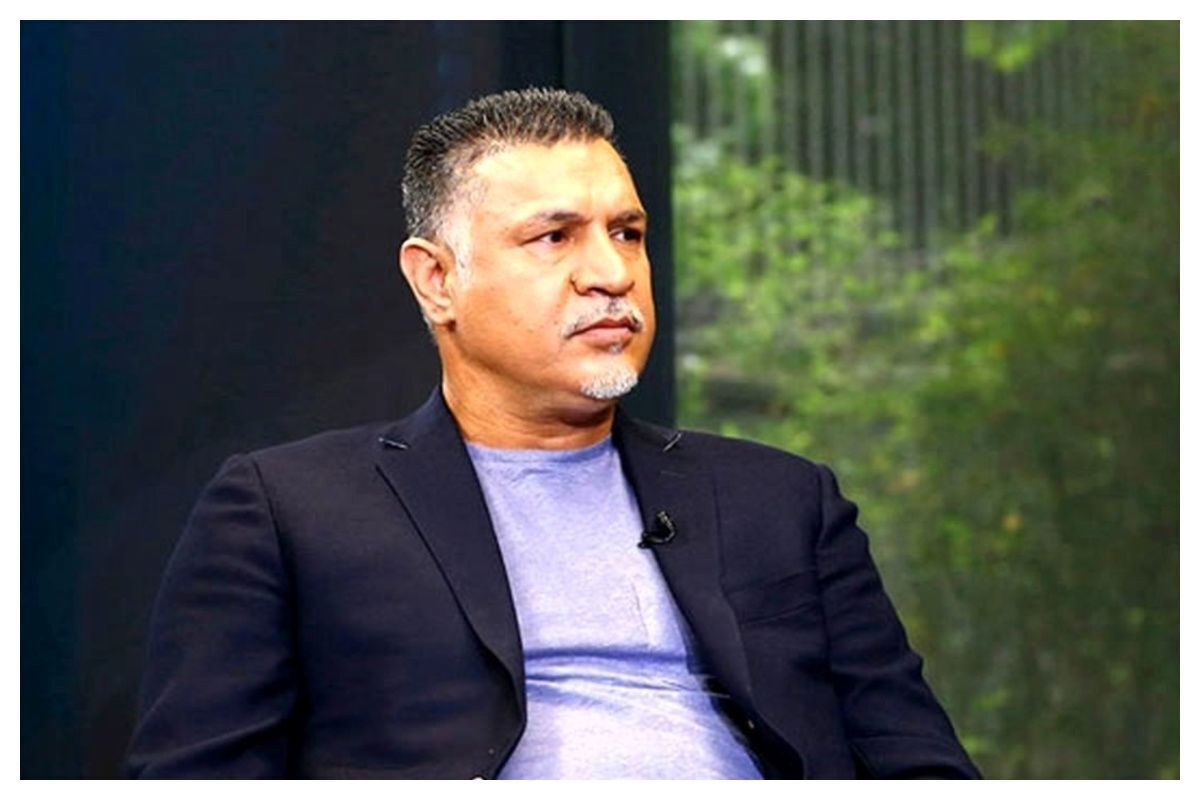 پیراهن علی دایی به حراج گذاشته شد
