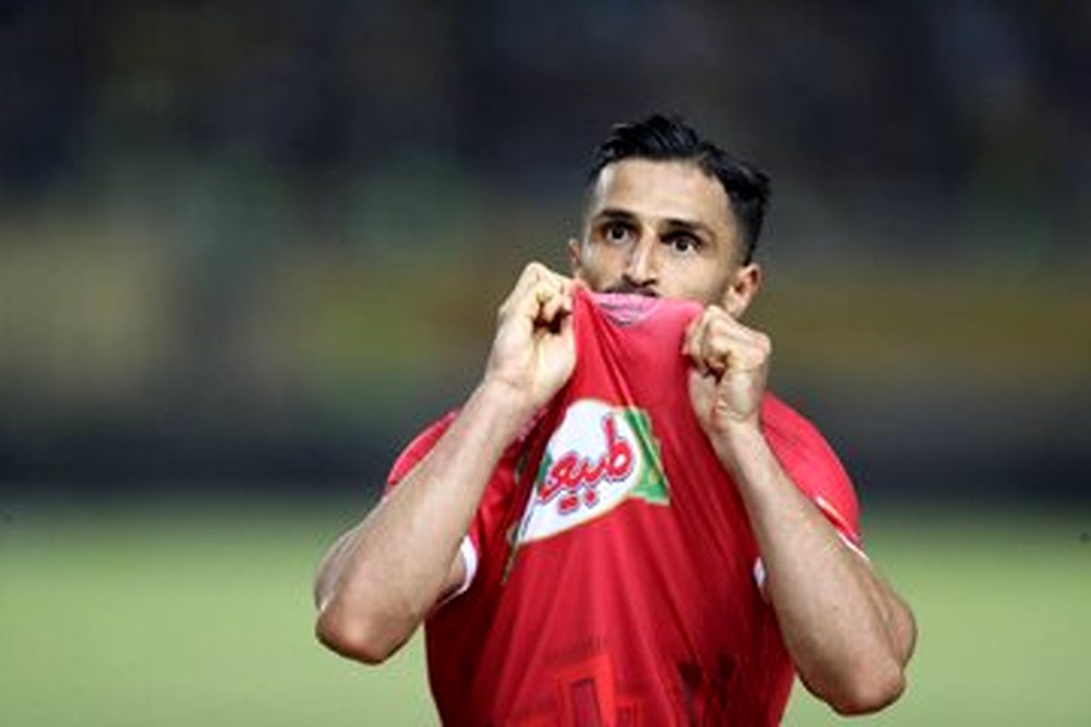 پس از ۱۳۳۵ روز طلسم شکست/ پرسپولیس بالاخره سپاهان را شکست داد 