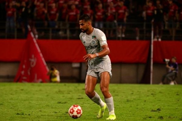 مهاجم ایرانی به ژاپن رفت