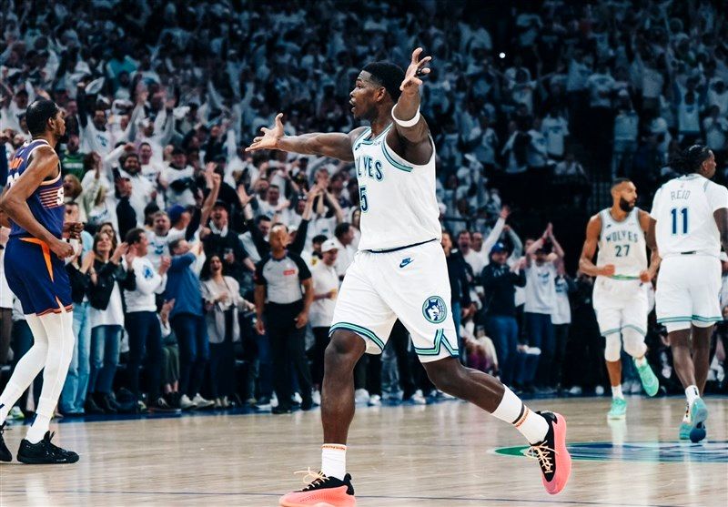 پیروزی مینه سوتا مقابل فینیکس در بازی نخست پلی‌آف لیگ NBA
