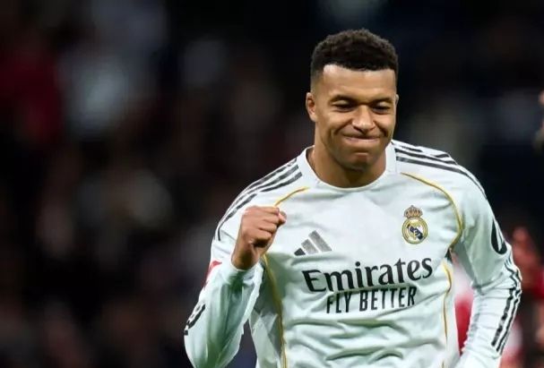 امباپه به عربستان رسید: السلام علیکم!