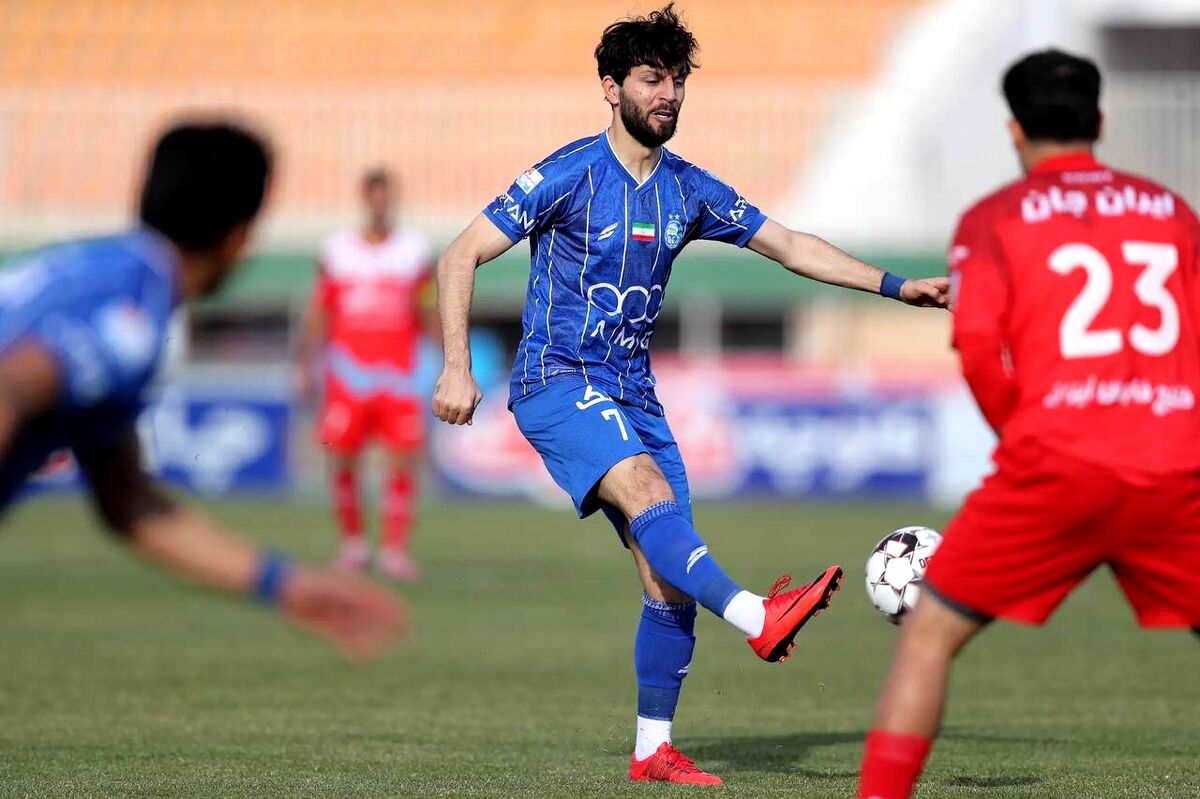 ستاره استقلال جراحی شد