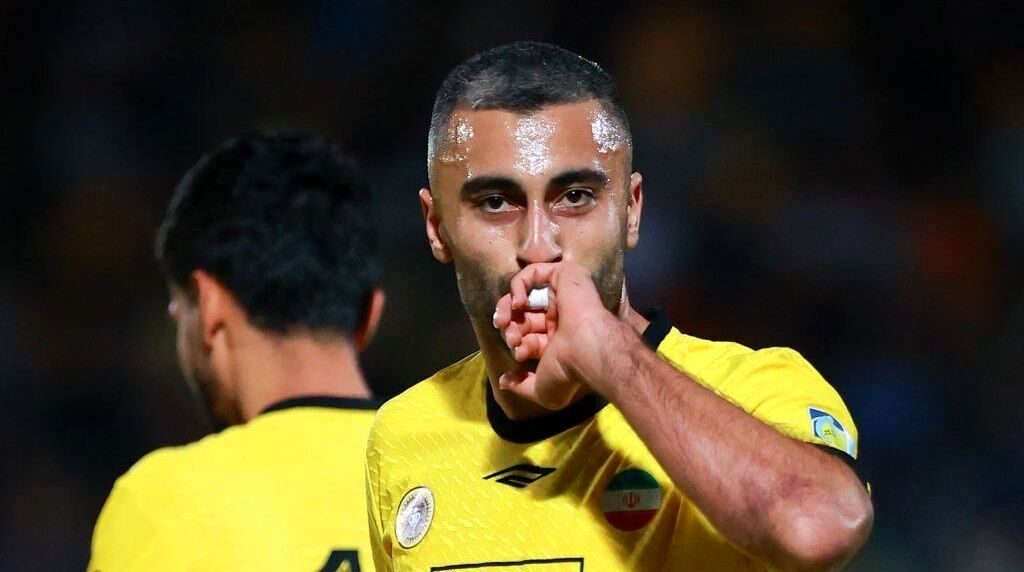 اختلاف عجیب دو شبکه تلویزیون برای سانسور یک تصویر!