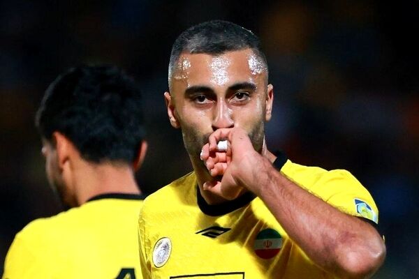 اختلاف عجیب دو شبکه تلویزیون برای سانسور یک تصویر!