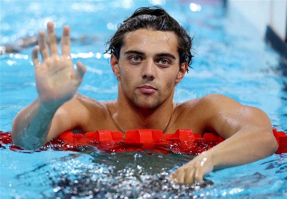 قهرمان شنای المپیک در پارک خوابید/ تصاویر