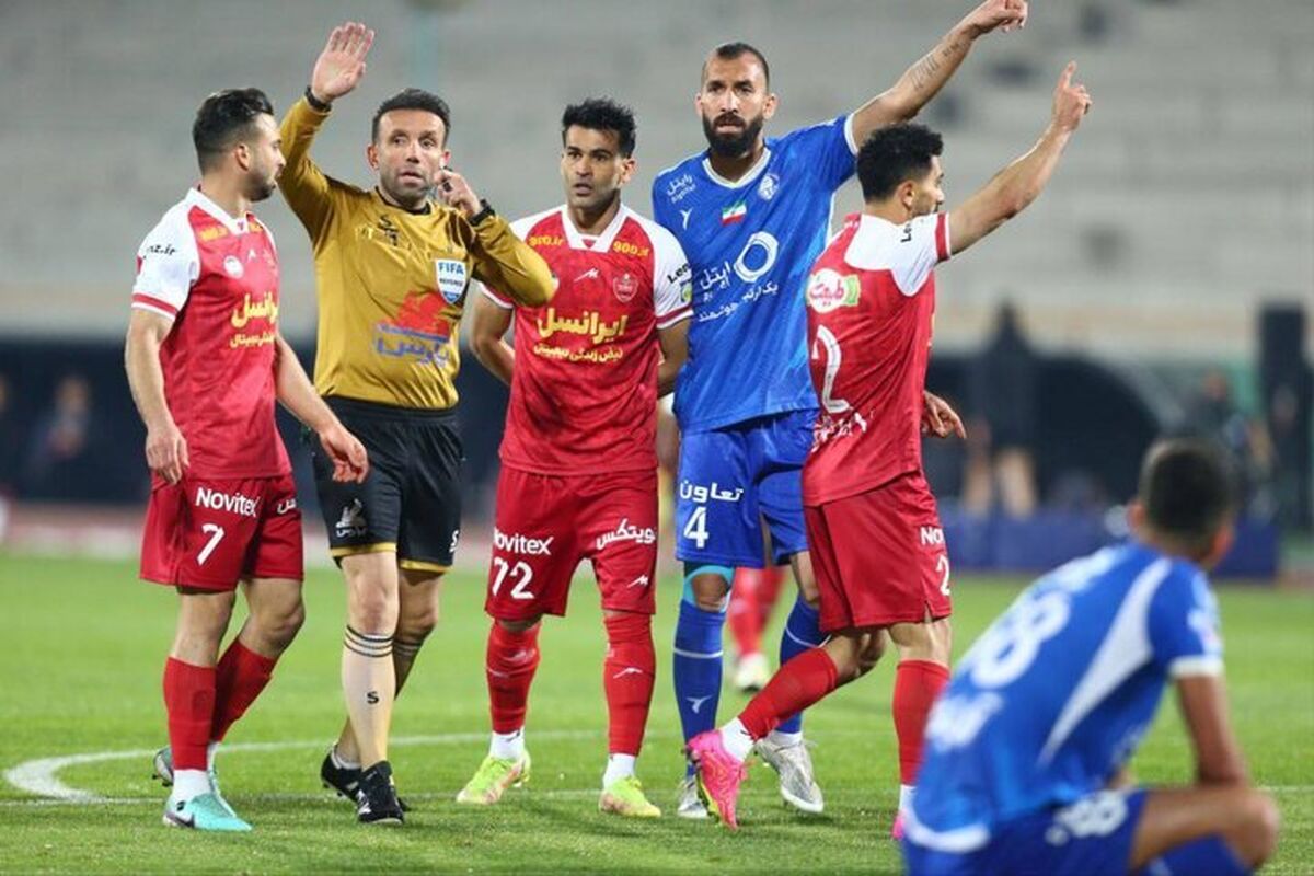 برنامه ۶ بازی پایانی پرسپولیس و استقلال و فانوس به‌دستان لیگ
