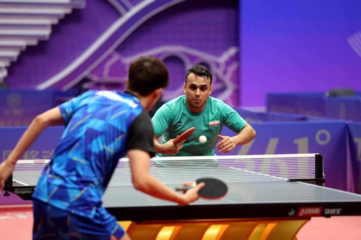 احترام نظامی ملی‌پوشان تنیس روی میز در رقابت‌های جهانی نروژ زیر پرچم ایران