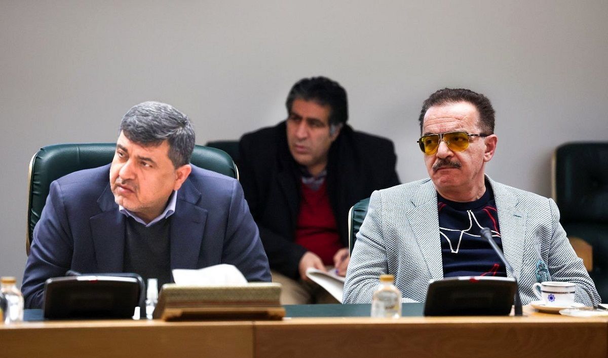 مالک تراکتور در جلسه مهم دولت پزشکیان چه می‌کرد؟