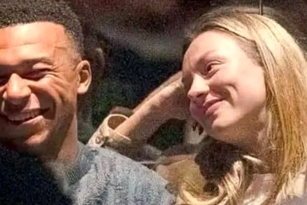 بازیگر زن مشهور با کیلیان امباپه به نامزد خود خیانت کرد